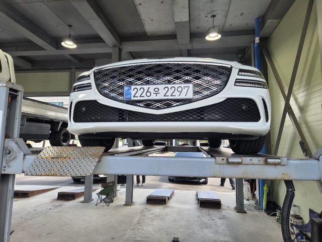 Genesis G80 2025 — inspection photo 1