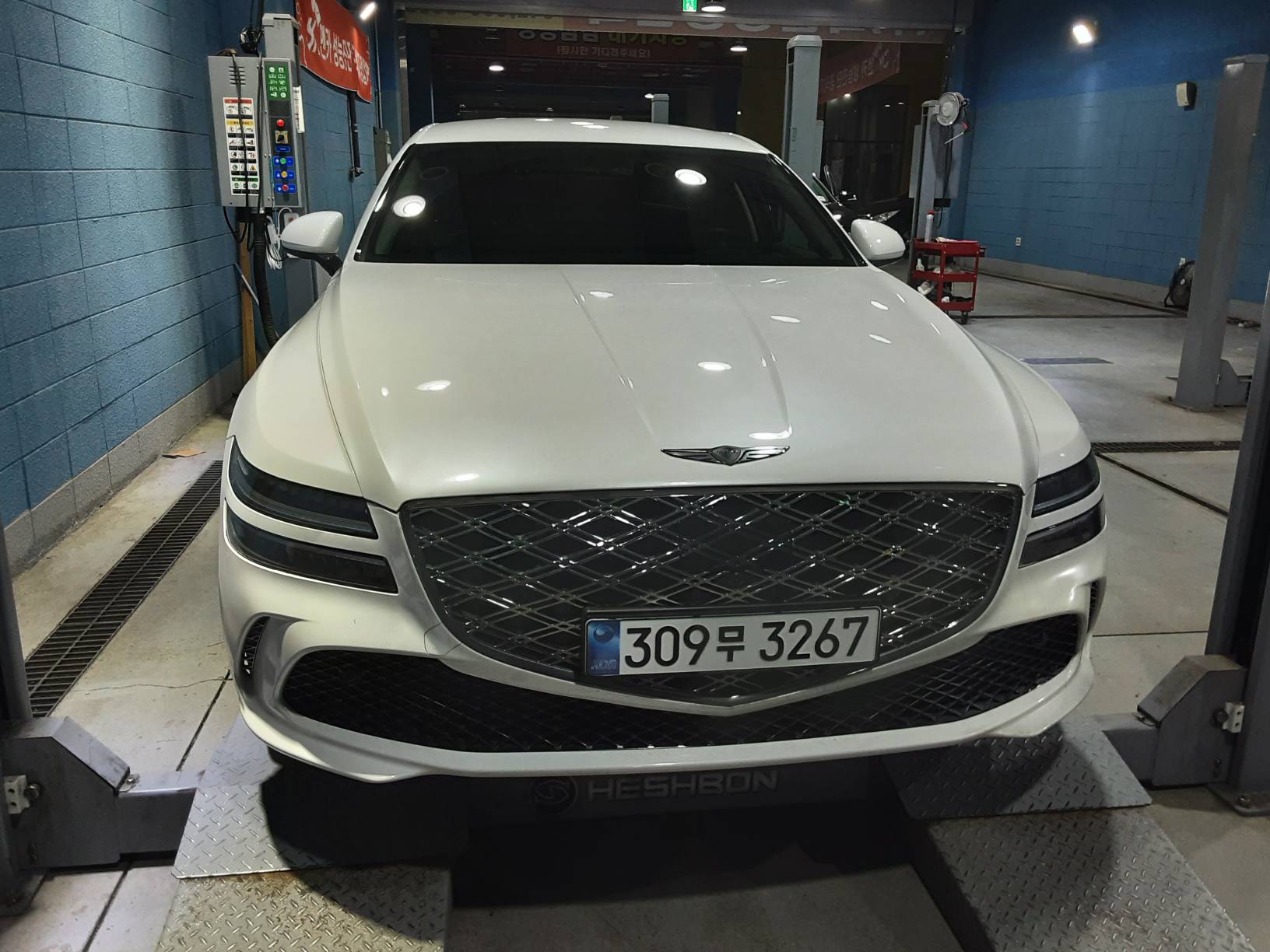 Genesis G80 2025 — inspection photo 1