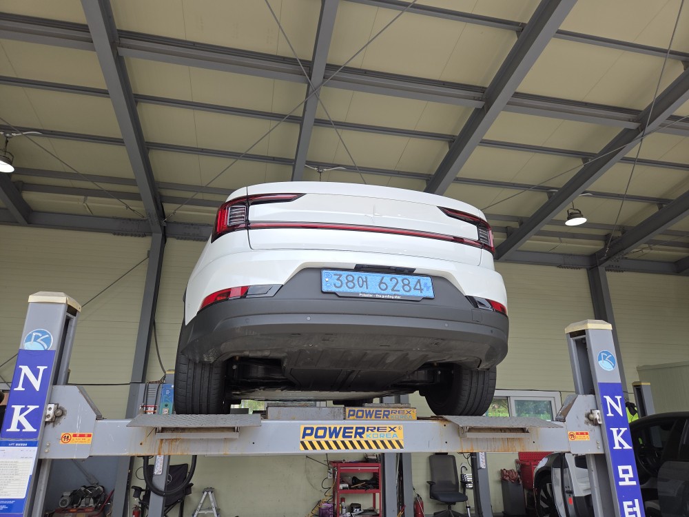 Polestar Polestar 2 2024 — inspection photo 2