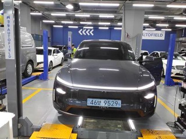 Tesla Model Y 2025 — inspection photo 1