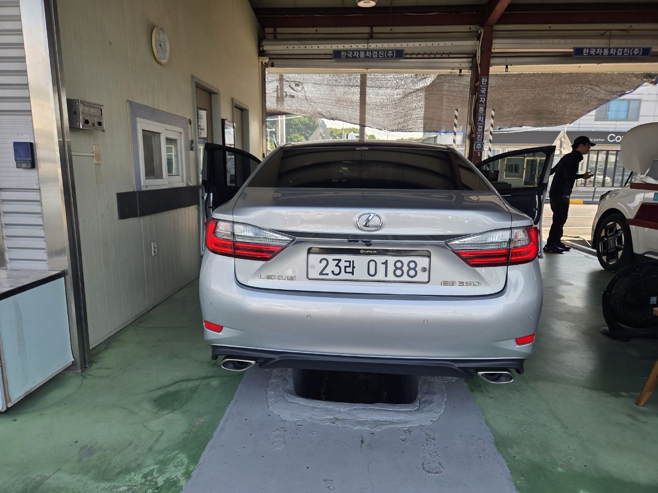 Lexus ES 2016 — inspection photo 2