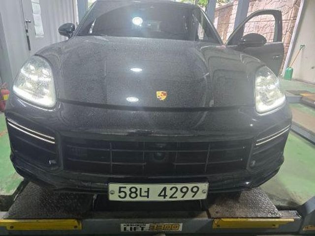 Porsche Cayenne 2019 — inspection photo 1