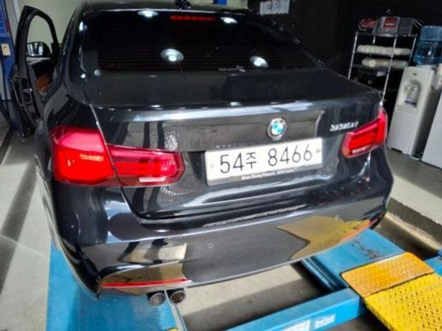 BMW 3-Series 2018 — inspection photo 2