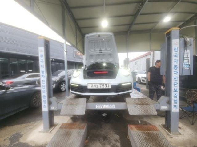 Porsche 911 2020 — inspection photo 1