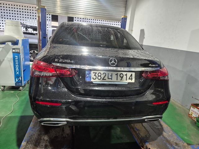 Mercedes-Benz E-Class 2023 — inspection photo 2