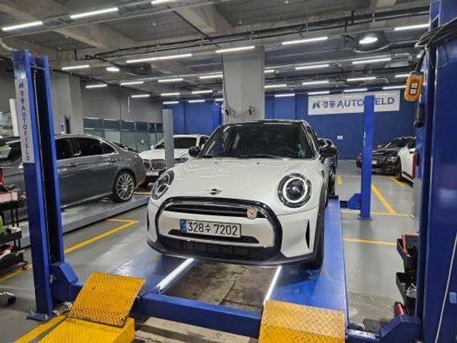 Mini Cooper 2024 — inspection photo 1