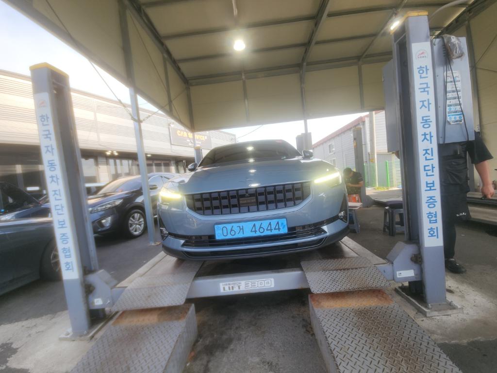 Polestar Polestar 2 2022 — inspection photo 1