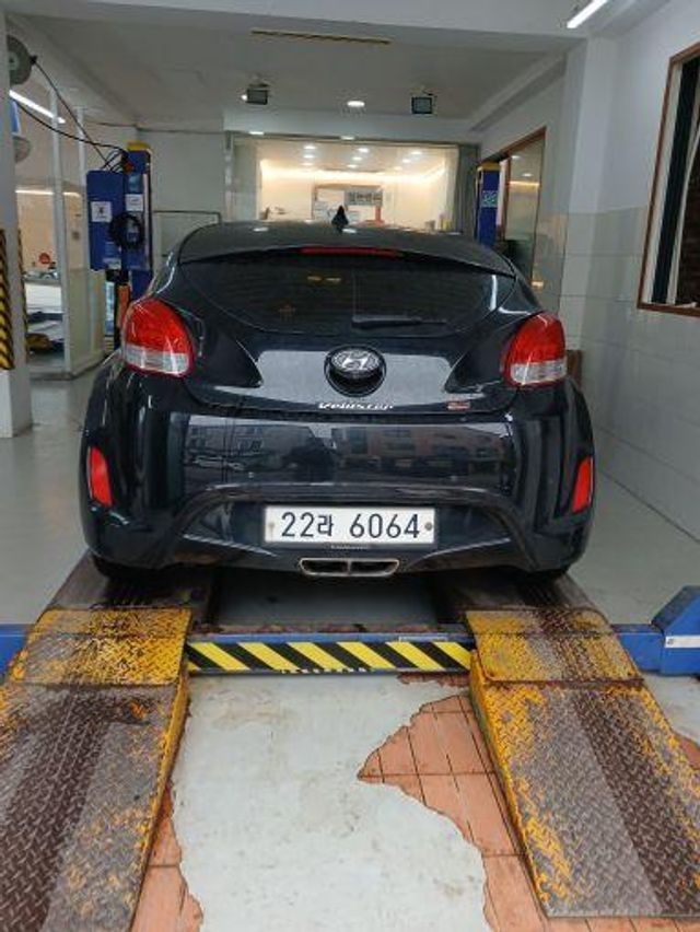 Hyundai Veloster 2012 — inspection photo 2
