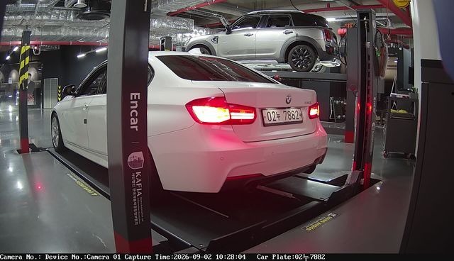 BMW 3-Series 2018 — inspection photo 2