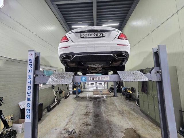 Mercedes-Benz E-Class 2019 — inspection photo 2