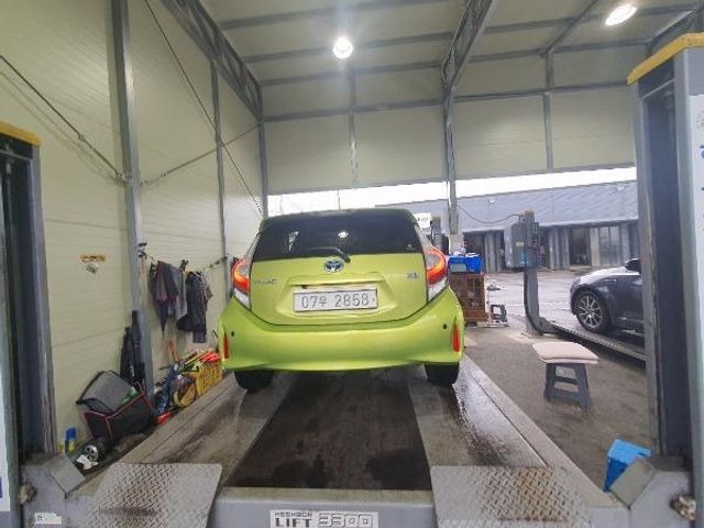 Toyota Prius 2018 — inspection photo 2