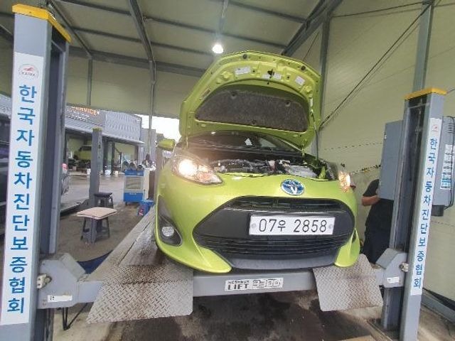 Toyota Prius 2018 — inspection photo 1