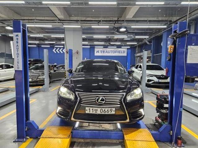 Lexus LS 2015 — inspection photo 1
