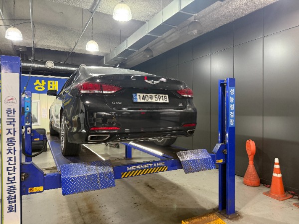 Genesis G80 2018 — inspection photo 2