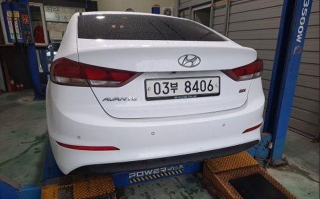 Hyundai AVANTE 2017 — inspection photo 2