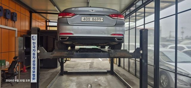 Hyundai Genesis 2015 — inspection photo 2