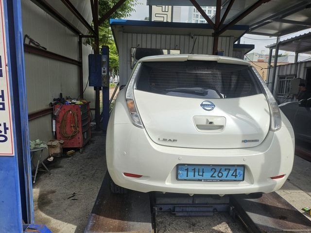 Nissan Leaf 2015 — inspection photo 2