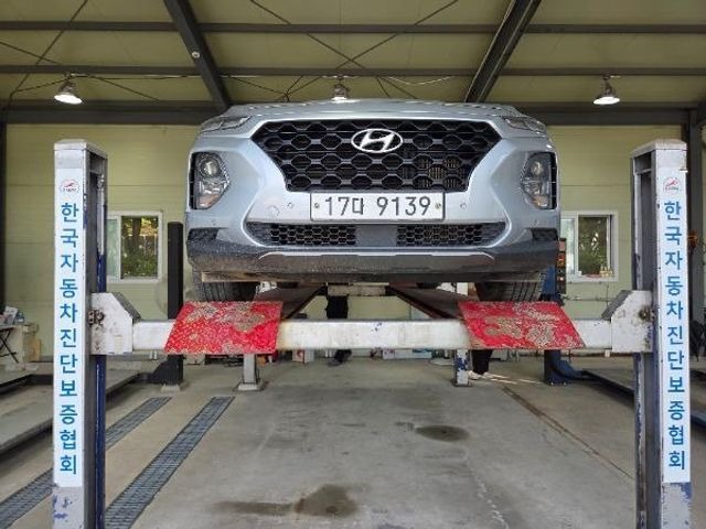 Hyundai Santafe 2019 — inspection photo 1