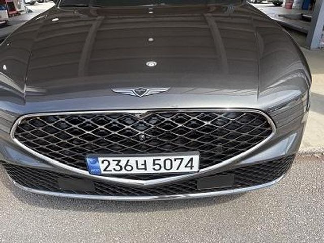 Genesis G90 2022 — inspection photo 1
