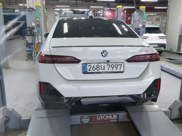 BMW 5-Series 2026 — inspection photo 2