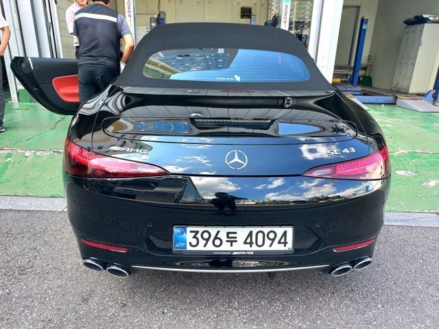 Mercedes-Benz SL-Class 2026 — inspection photo 2