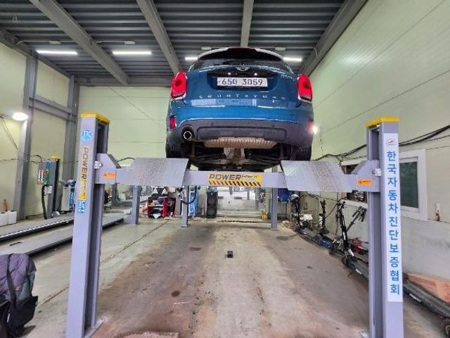 Mini Countryman 2018 — inspection photo 2
