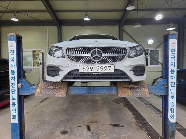 Mercedes-Benz E-Class 2018 — inspection photo 1