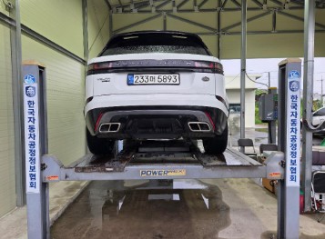 Land Rover Range Rover Velar 2018 — inspection photo 2
