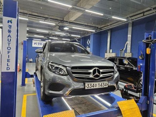 Mercedes-Benz GLC-Class 2019 — inspection photo 1