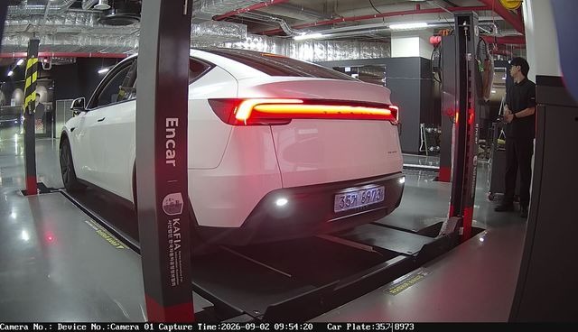 Tesla Model Y 2025 — inspection photo 2