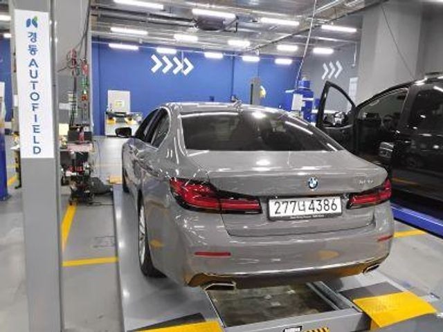 BMW 5-Series 2021 — inspection photo 2