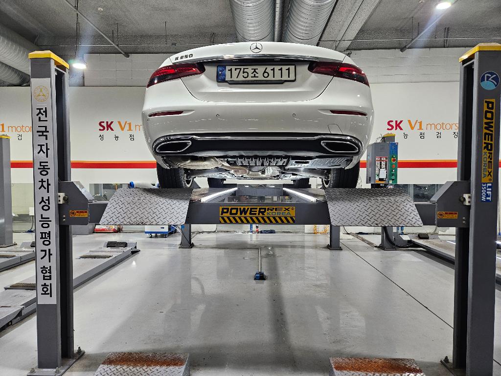 Mercedes-Benz E-Class 2022 — inspection photo 2