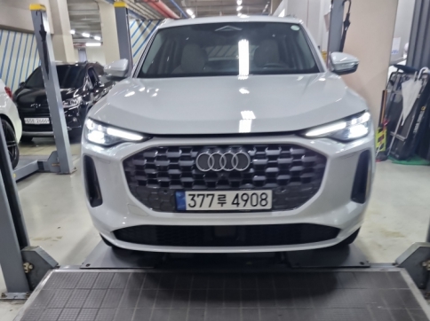 Audi Q5 2025 — inspection photo 1