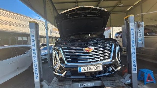 Cadillac Escalade 2026 — inspection photo 1
