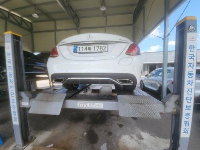Mercedes-Benz C-Class 2020 — inspection photo 2