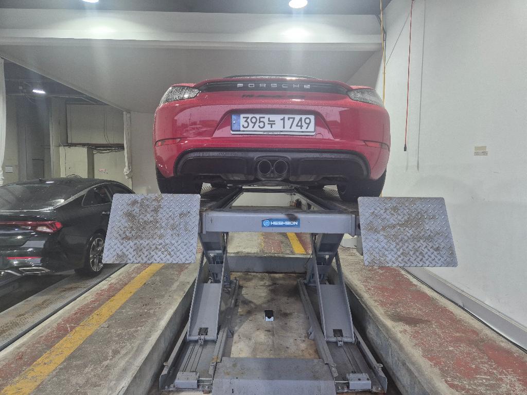 Porsche 718 2018 — inspection photo 2