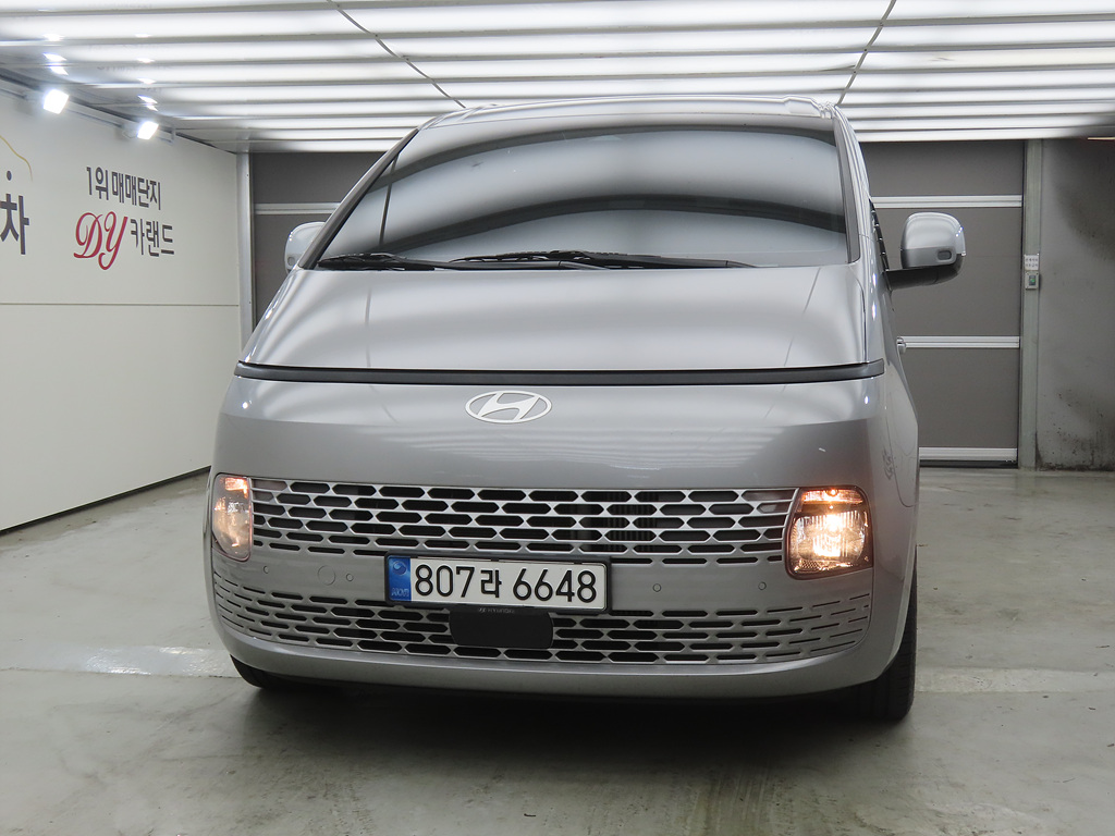 Hyundai Staria 2025 — inspection photo 1