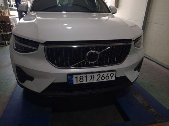 Volvo XC40 2023 — inspection photo 1