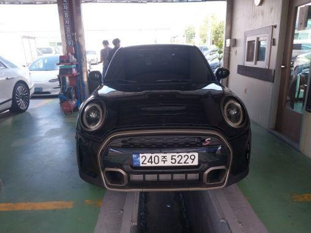 Mini Cooper 2023 — inspection photo 1