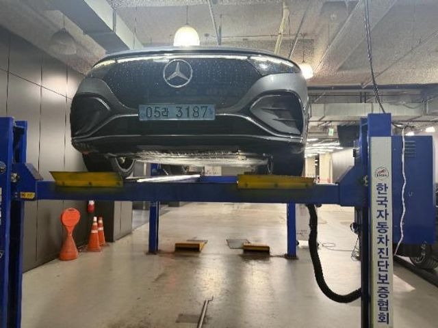 Mercedes-Benz EQS 2023 — inspection photo 1