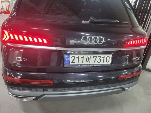 Audi Q7 2023 — inspection photo 2