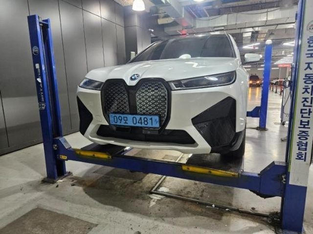 BMW iX 2024 — inspection photo 1