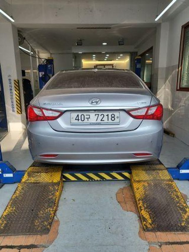 Hyundai Sonata 2010 — inspection photo 2