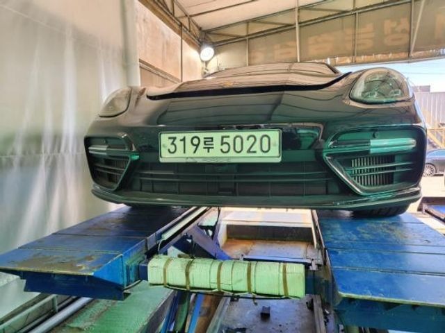 Porsche Panamera 2019 — inspection photo 1