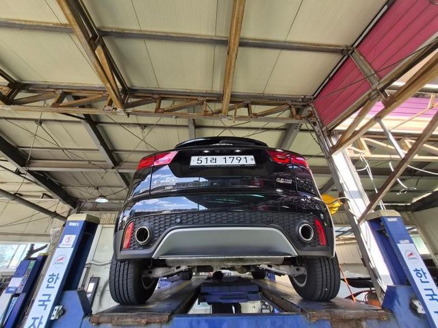 Jaguar E-PACE 2018 — inspection photo 2