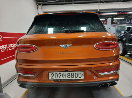 Bentley Bentayga 2023 — inspection photo 2