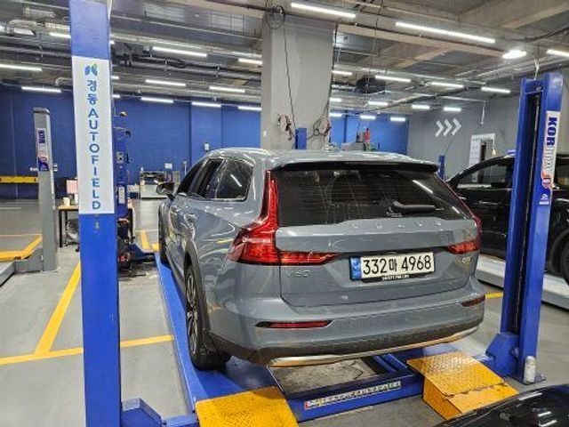 Volvo V60 2023 — inspection photo 2