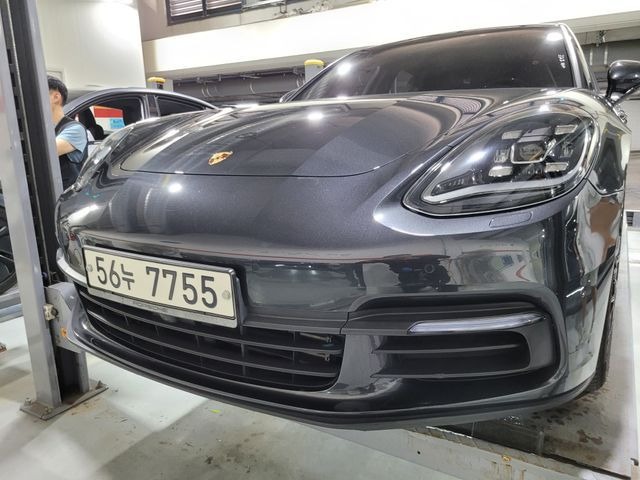 Porsche Panamera 2018 — inspection photo 1