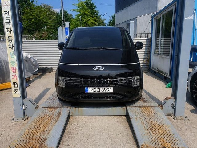 Hyundai Staria 2023 — inspection photo 1