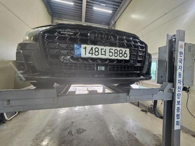 Audi A8 2022 — inspection photo 1